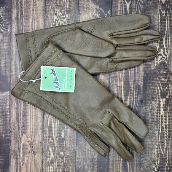 Mellowskin Accessories - Vintage Nylon Gloves Size 7½ Taupe/Sage Green with Tags NWT NEW WITH TAGS! NEV